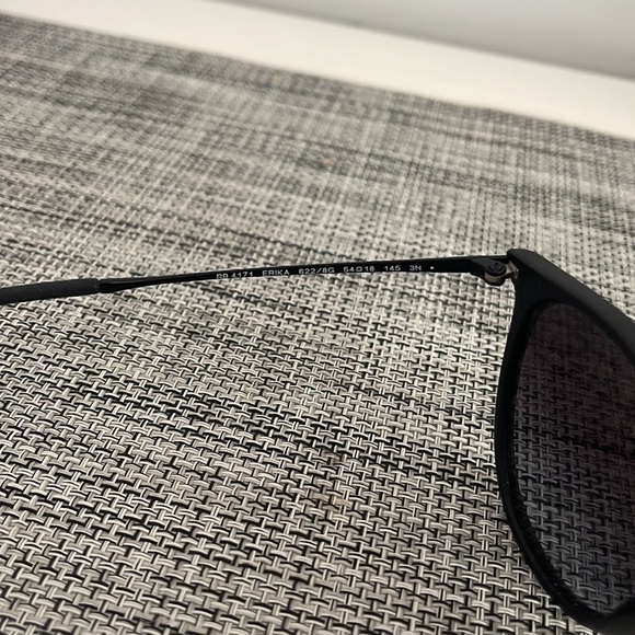 Ray-Ban Erika Classic - Picture 5 of 9